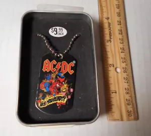 Collana Vintage 2006 Anthill Trading AC DC AC/DC Etichette Cane Stagno Metallo Nuova - Foto 1 di 6