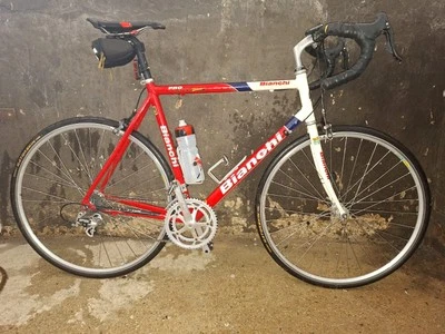 Vintage Bianchi Road Bike Campagnolo Equipped Pro Race Team Alloy Frame 9 Speed  - Image 1 of 4