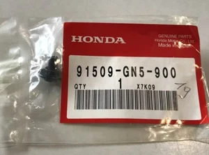 Screw With Rounded Head 5X9 - Honda NOS: 91509-GN5-900 - Picture 1 of 1