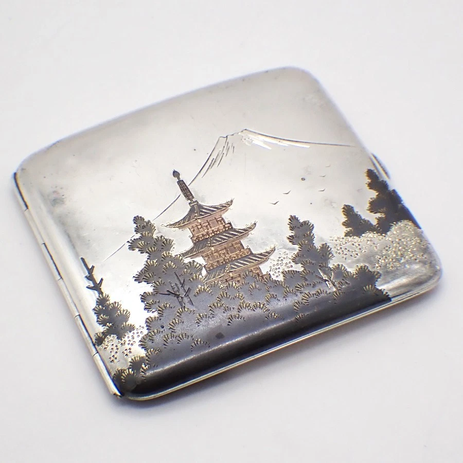 美品 1930年代（昭和初期◆幾何学模様 シルバー製（銀製）二つ折りタバコケース 美品 1930年代（昭和初期◇幾何学模様 シルバー製（銀製）二つ折り