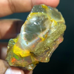 Opal Rough Incredible Natural Ethiopian 270 Carat Welo Multi Fire Opal Gemstone - Picture 1 of 10