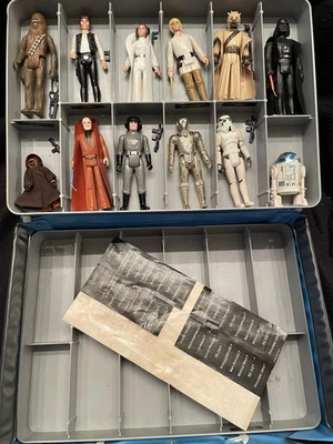 Star Wars Vintage 1977 First 12 Complete Original Kenner Figures with Vinyl Case - Image 1 of 4