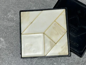 Vintage Soviet plastic puzzle Pythagoras Soviet pocket game developing thinking - Afbeelding 1 van 7