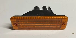 FANALE PARAURTI ANTERIORE DESTRO NISSAN TERRANO II (R20)/ FORD MAVERICK - Foto 1 di 1
