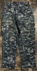 US NAVY NWU USN Army Digital Pattern Trousers Working Army Hose Small X Short - Bild 1 von 3