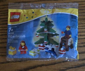 LEGO Christmas Seasonal: Decorating the Tree (40058) New in sealed polybag
