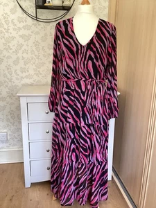 Kaleidoscope Pink & Black Chiffon Dress. Lined With Tie Belt. Size 20. BNWT - Picture 1 of 5