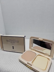 AVON Triple Finish Creme To Powder Foundation IVORY BEIGE **1999 NEW OLD STOCK - Picture 1 of 6