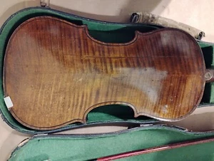 Early 1800s Antique Violin With Case and Two Bows As Found - Picture 1 of 15