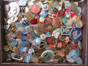 LOT OF USSR SOVIET ERA VINTAGE ENAMEL PINS, BADGES COLD WAR COMMUNISM CCCP 100P - Picture 1 of 2