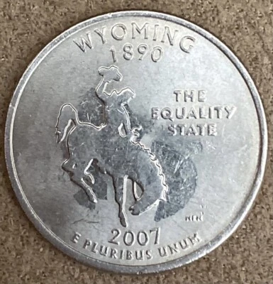 2007 P WYOMING QUARTER STRUCK THROUGH GREASE BOTH SIDES!! - Image 1 of 4