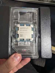 AMD Ryzen™ 7 9800X3D Processor - Picture 1 of 2