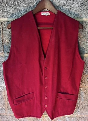 Chaleco vintage de los años 50 rojo Bloomingdale’s para hombre Union hecho en Francia WPL 10167 Foto 1 de 4