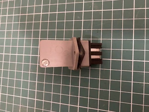 9x HIRSCHMANN FARNELLL Conector de alimentación rectangular Montaje en panel 3 contactos £25+IVA - Imagen 1 de 7