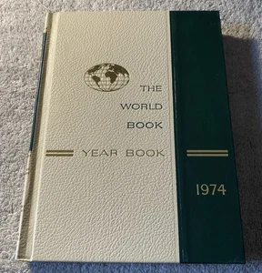 1974 The World Book Events of 1973 Year Book Annual Green White - Foto 1 di 9