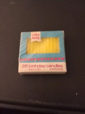 36 velas de cumpleaños vintage amarillas para cake mate sin goteo Foto 1 de 2