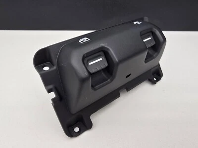 Оригинальный выключатель стеклоподъемника для 4-дверной задней консоли Jeep JT Gladiator WRANGLER 2020-2023 - Изображение 1 из 4