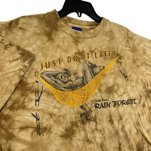 Rana Tropic T-Shirt Gr. XL Just Do It Later Faultier Nike Spinoff Costa Rica Tie Dye - Bild 1 von 8