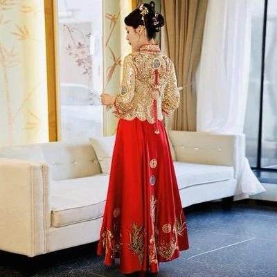 Wedding Dress, Traditional Chinese Dress, 秀禾服， 喜服 - Image 1 of 4