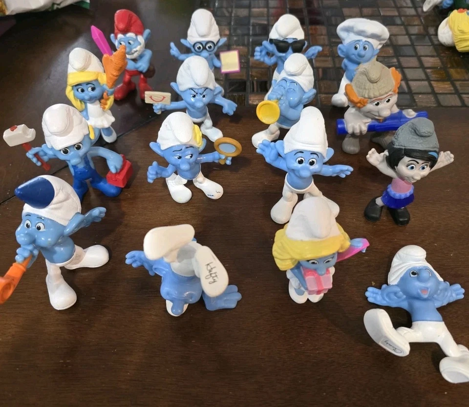 McDonalds Smurfs 2 bonecos conjunto completo 16 2013 Happy Meal Papa Smurf Smurfette Peyo - Imagem 1 de 4