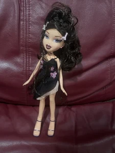 Bambola Bratz Girlz Night Out Dana riproduzione - Foto 1 di 2