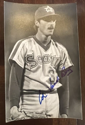 ED VANDEN BERG AUTOGRAPHED MLB MEL BAILEY POSTCARD SEATTLE MARINERS - Image 1 of 2