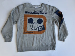 Walt Disney World 50 Vault Mickey Mouse Long Sleeve T Sweatshirt Medium Men - Picture 1 of 5