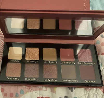 VIOLET VOSS Berries N' Cream Dreams Palette 10 shades .46 oz / 13 g  Brand New - Image 1 of 3