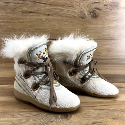 Botas de Invierno Tecnica Crema Cabello de Cabra 6 EU 36 Bordadas Forradas de Oveja Foto 1 de 4