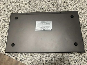 Netgear M4100-26G ProSafe 26-port Gigabit GbE L2+ Managed Switch GSM7224v2h2 SFP - Picture 1 of 16