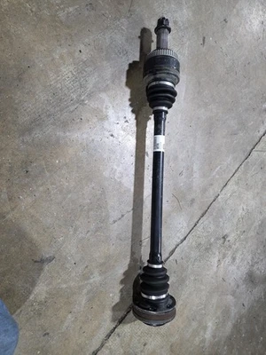 Hyundai Genesis 2013 2014 2015 2016 cupé transmisión manual eje trasero derecho Foto 1 de 4