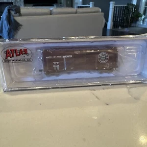 Atlas N Scale 40' PS-1 Box Car Rock Island Centennial Road 22175 - Picture 1 of 4