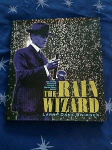 Larry Dane Brimner THE RAIN WIZARD 1st 2015 HC/DJ Charles Mallory Hatfield NEW! - Imagen 1 de 4