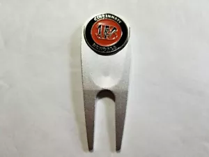 Marcador de bola de doble cara Golf/Cincinnati Bengals con herramienta Divot - ¡Nuevo!¡! - Imagen 1 de 2