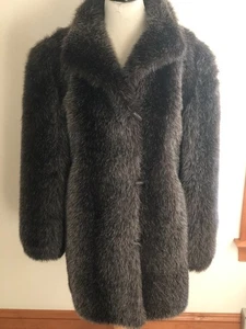 D'Esprit Faux Fur Ladies Vintage Frosted Dark Brown Coat Made in USA - Picture 1 of 8