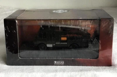 Motor de bombeiros Atlas Editions 4144 102 Bedford RLHZ “Green Goddess”. - Imagem 1 de 4