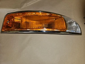 Porsche 911 912 SWB front turn indicator lights 90163140100 90163140200 - Picture 1 of 11