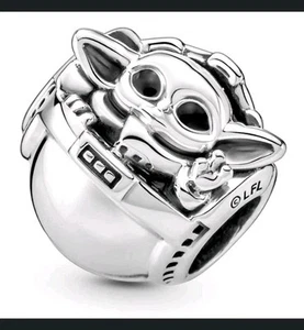 Pandora x Star Wars Baby Yoda Grogu & Crib Charm 799511C01 - Picture 1 of 6