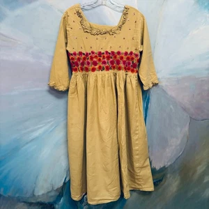 Abito donna midi boho floreale ricamato a mano verde salvia cotone - Foto 1 di 7