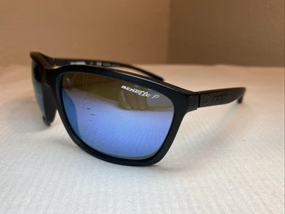 Arnette “HAND UP” 4249-01/22 Black Frame Blue Polarized Lens Sunglasses - Image 1 of 4
