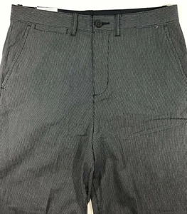Claiborne Pinstripe Shorts Men 30 Pure Navy Stripe NWT 100% Cotton - Picture 1 of 11