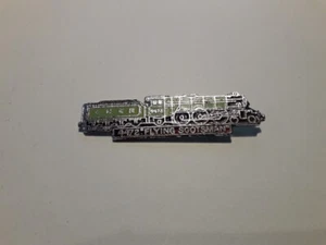 4472 Locomotive Enamel Badge Flying Scotsman LNER Vintage - Picture 1 of 2