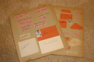 AUTOGRAPHED MILWAUKEE BRAVES SHEETS - EARLY 1960'S - MATTHEWS, TORRE, SPAHN, ETC - Picture 1 of 9