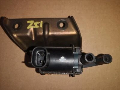 LEXUS SOARER MK1 1991 - 2000 VACUUM SOLENOID VALVE 2.5 TURBO 52307 101362-2090 - Image 1 of 3