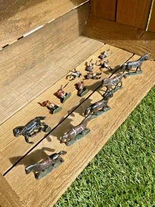 6 x old painted Lead horses & 8 headless Soldiers - Picture 1 of 18