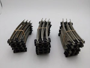 Lionel 6-65504 O Half-Curved Track Section (17) - Picture 1 of 2