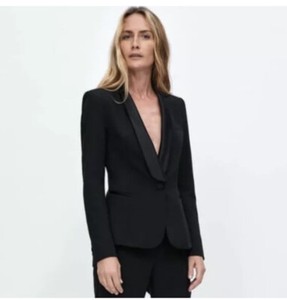 zara red tuxedo blazer