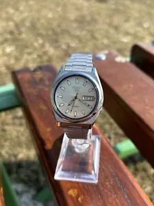 Vintage Watch Seiko 5 Automatic Japan Mechanical Wristwatch 1990s Excellent - Picture 1 of 23