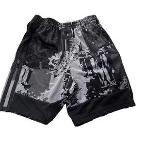 Adidas Boys Kids Shorts Size 7  - Picture 1 of 1