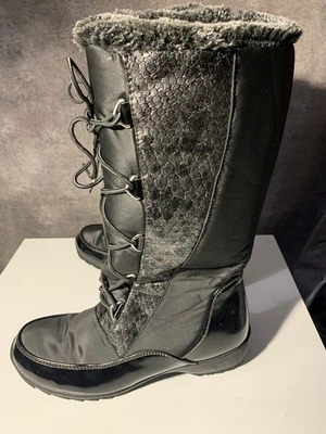 Sporto Predator Snow Boots women’s SZ 9.5 faux snake skin waterproof - Image 1 of 4